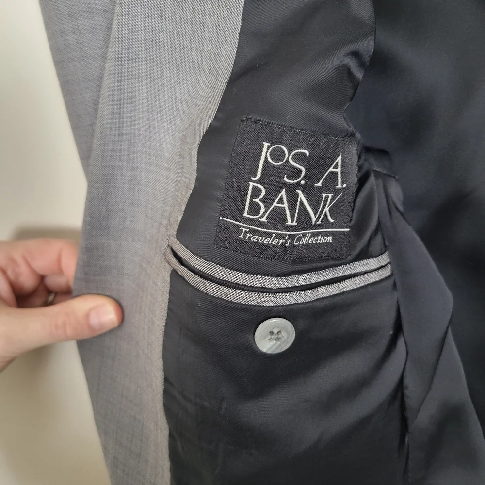 Jos A Bank Traveler Blazer Jacket Tailored Fit Mens 41R Gray 100% Wool